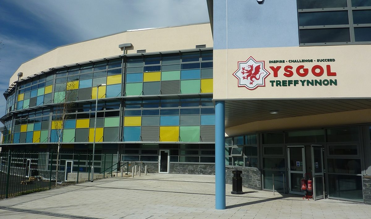 Ysgol Treffynnon - Office Admin